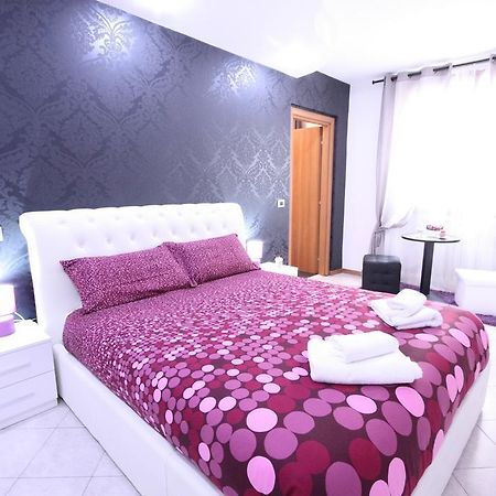 B&B Black&White And Apartments Cantù Chambre photo