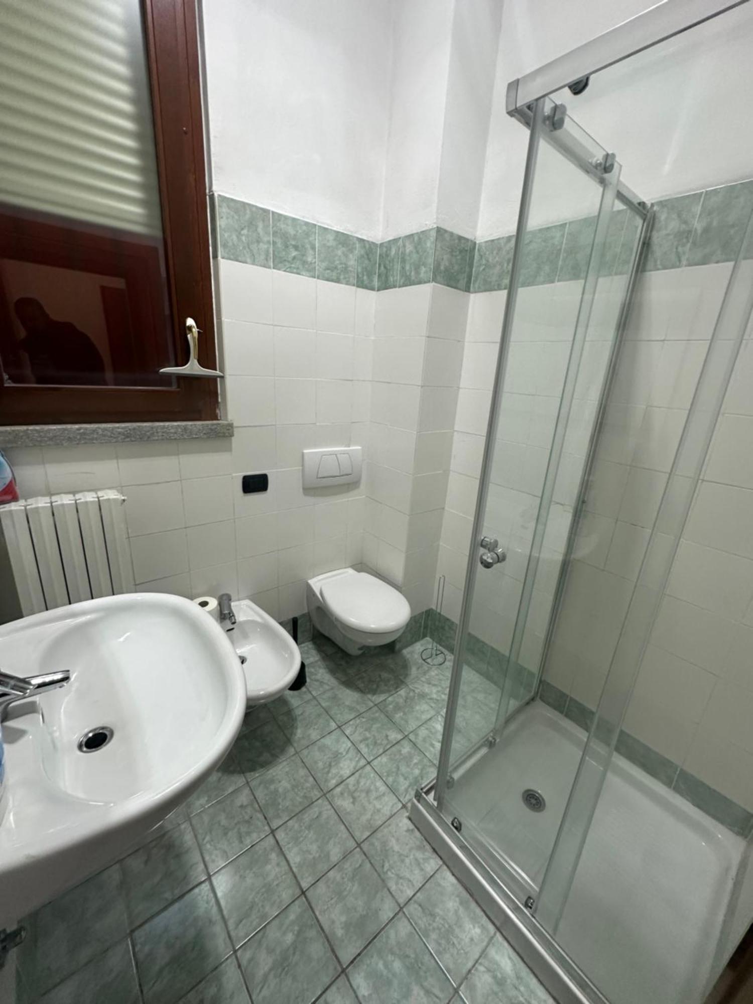 B&B Black&White And Apartments Cantù Extérieur photo