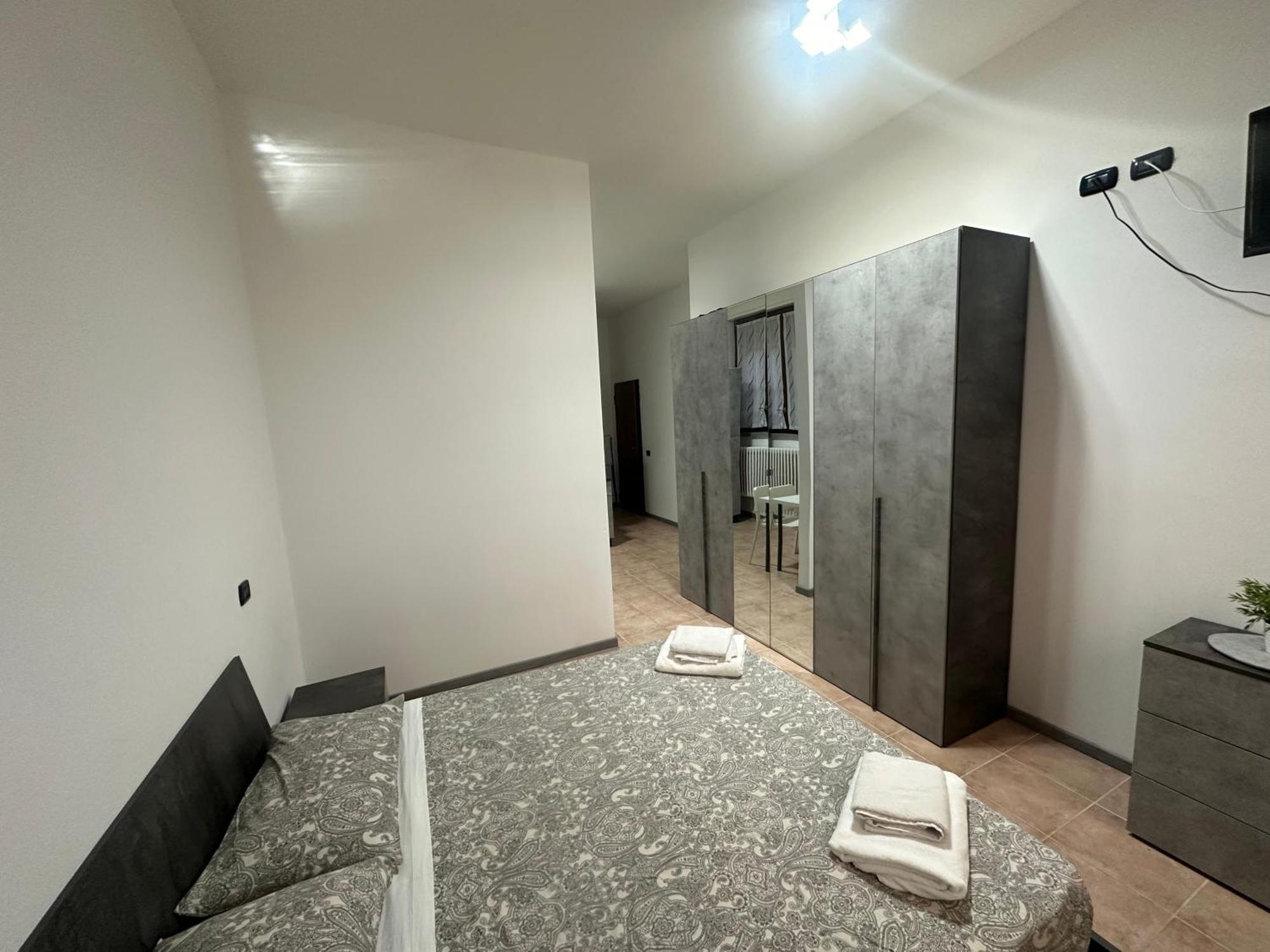 B&B Black&White And Apartments Cantù Extérieur photo